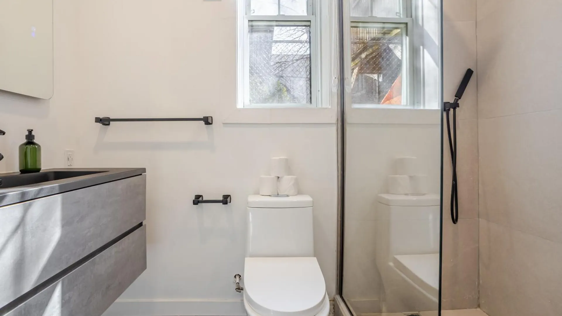 Exclusive Loft Living In The Heart Of Montreal Zh7 Apartment